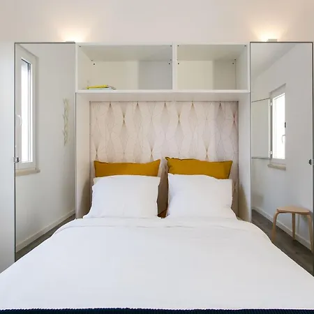 Adell Apartamento